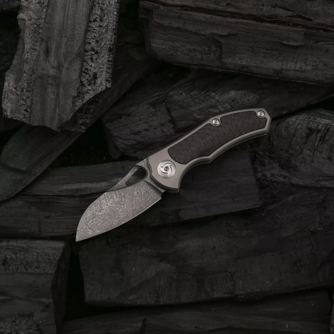 Carbon Cleaver Folder